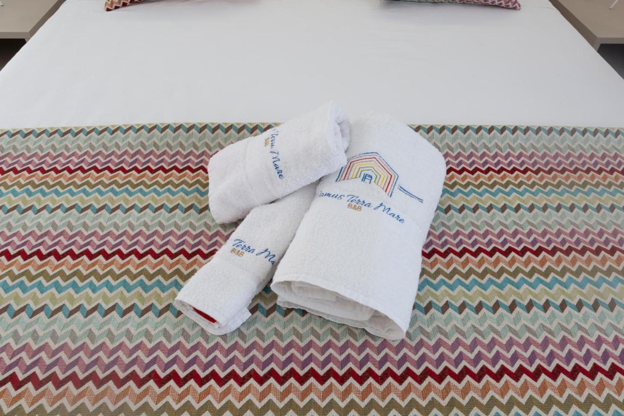 B&B Domus Terra Mare ตอร์เร ซาน จิโอวานนิ อูเจนโต ภายนอก รูปภาพ