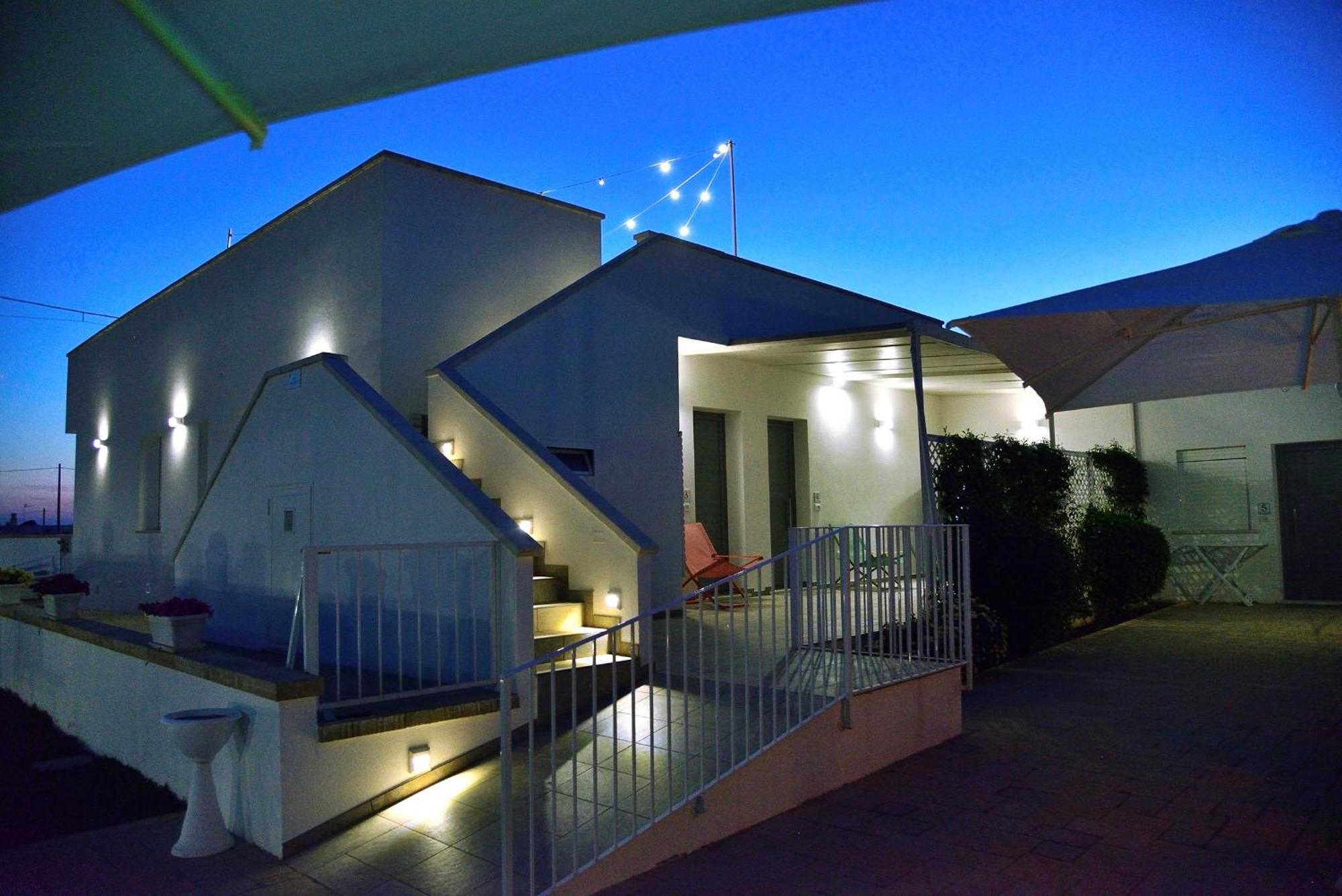 B&B Domus Terra Mare ตอร์เร ซาน จิโอวานนิ อูเจนโต ภายนอก รูปภาพ